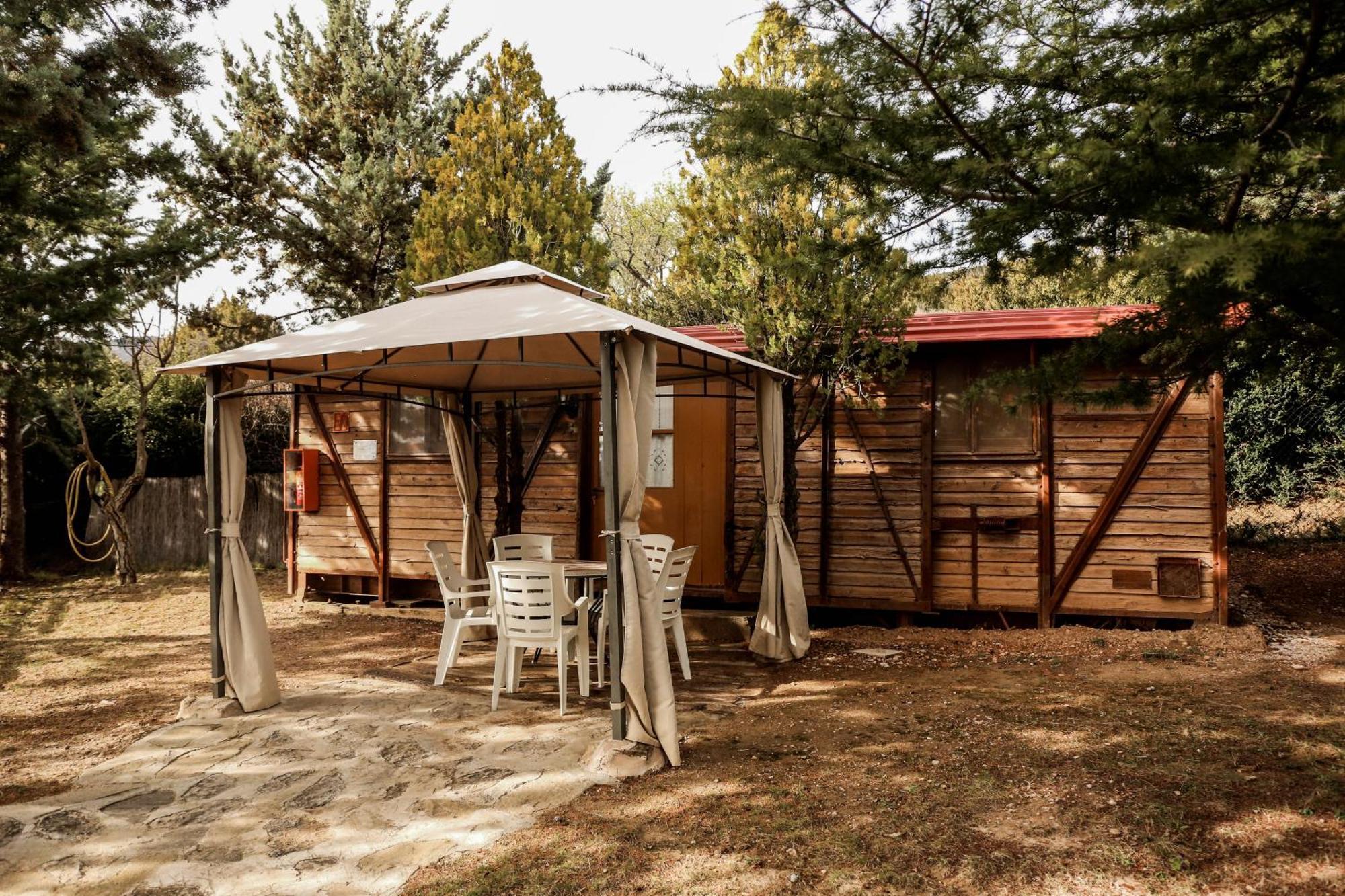 Camping Castillo De Loarre Ngoại thất bức ảnh