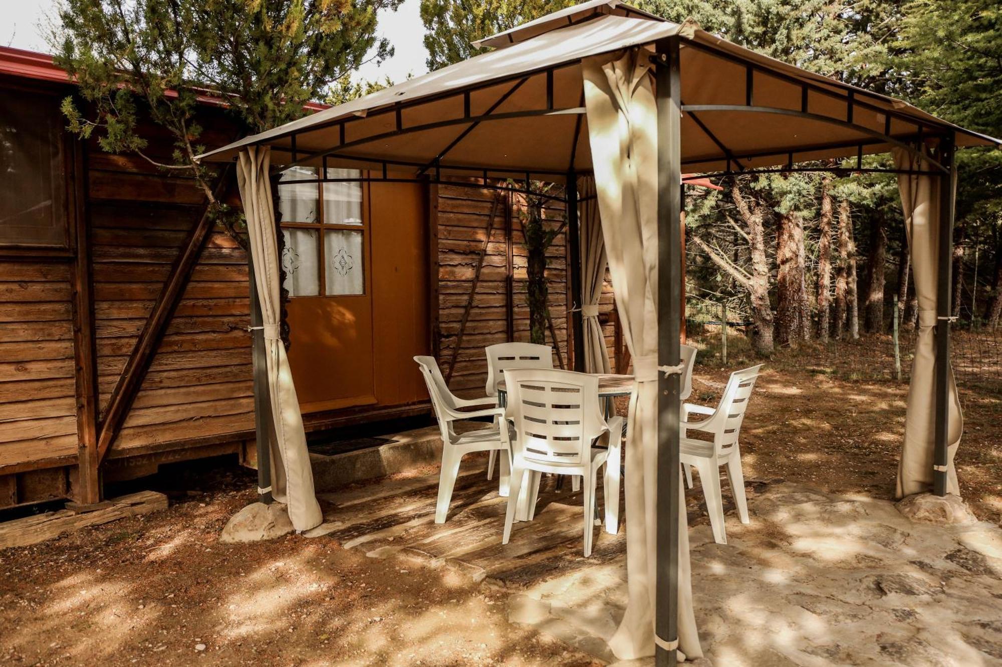 Camping Castillo De Loarre Ngoại thất bức ảnh