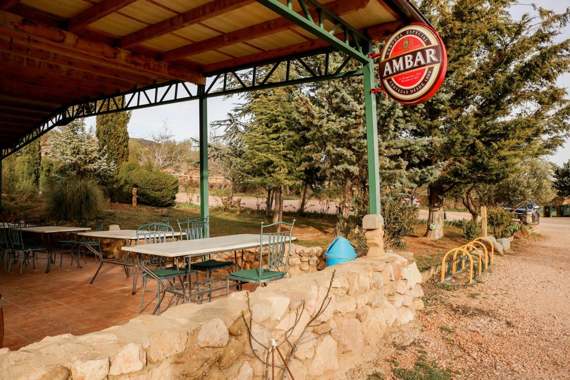 Camping Castillo De Loarre Ngoại thất bức ảnh
