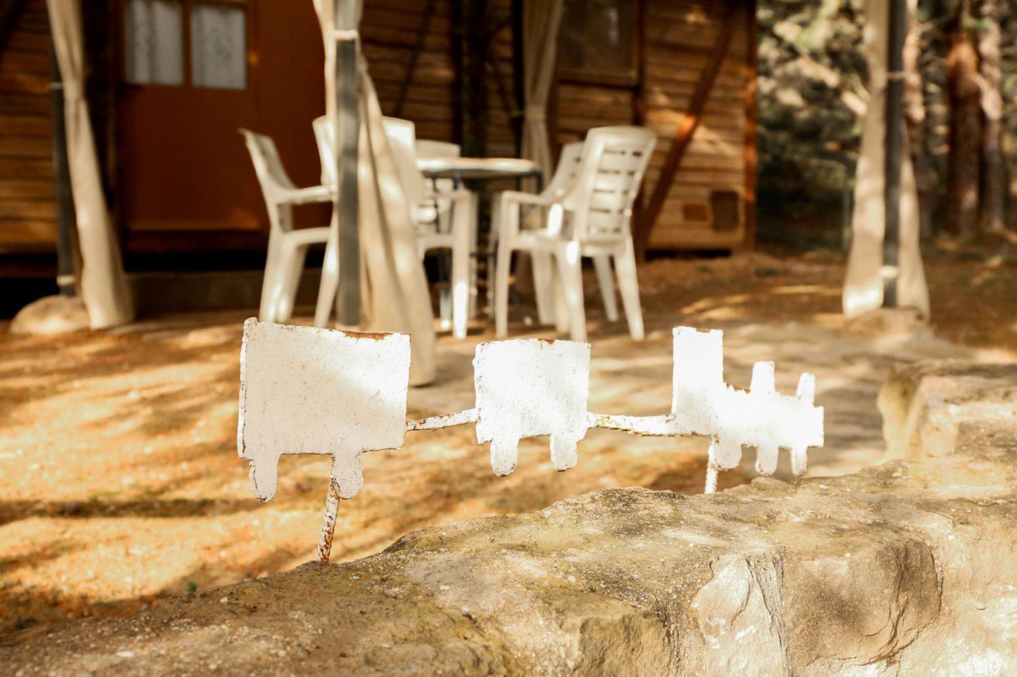 Camping Castillo De Loarre Ngoại thất bức ảnh